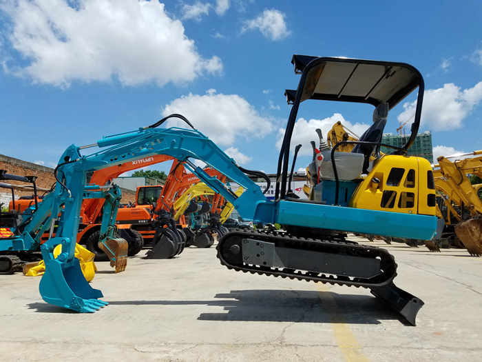 日立小挖掘機日常保養